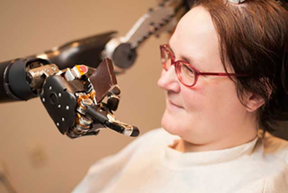 Illustration for article titled Quadriplegic woman flies F-35 with nothing but her thoughts
